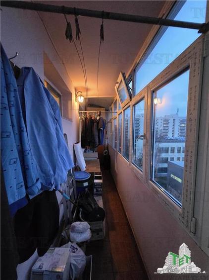 Apartament 3 camere metrou  Favorit - 8