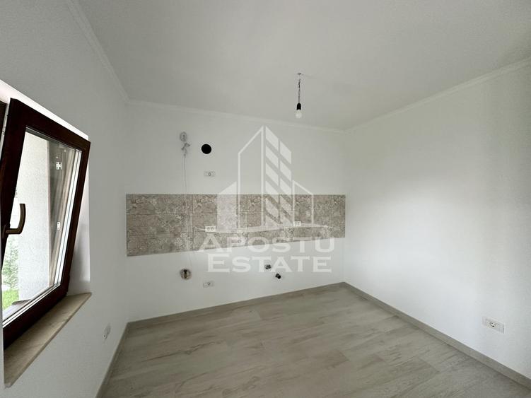 Jumatate de duplex de vanzare, despartit, Dumbravita - 5