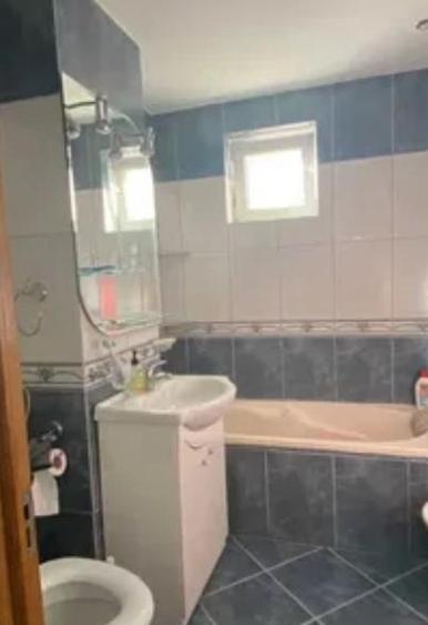 Apartament 4 camere de vanzare zona Malu Rosu - 6