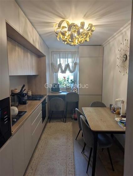 Apartament 3 camere, zona Astra- Urban