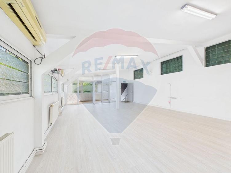 Vila de inchiriat  Vatra Luminoasa, spatiu comercial sau birouri - 9