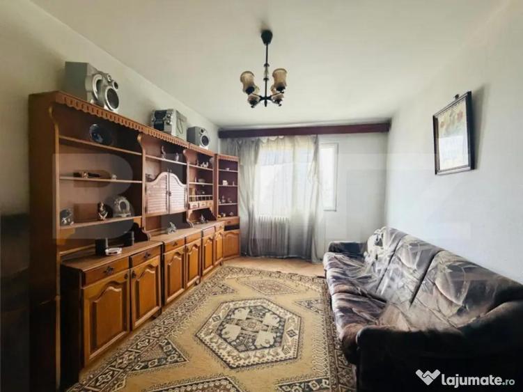 Apartament cu 3 camere, 48,91 mp, de renovat, zona Micro 3 - 5