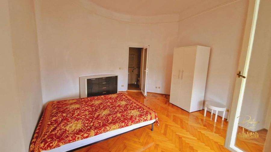 Apartament cu 2 camere de vanzare in cladire istorica - Ultracentral - 13