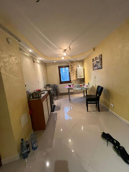 Apartament 2 camere Zona Cafeneaua Rendez-Vous - etaj 2 - 60 mp - 2