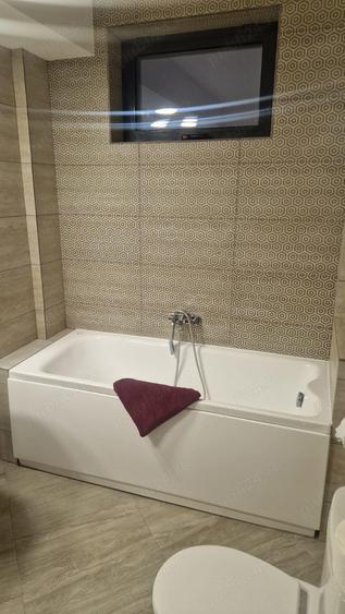 Vand sau inchiriez casa str traian 440 langa Firogal - 4