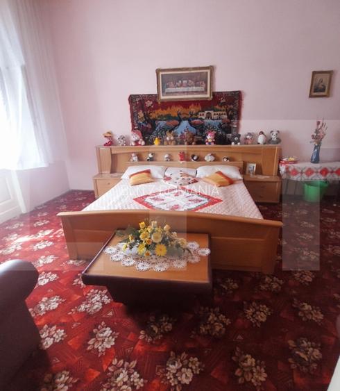 Apartament de vanzare, 4 camere, 201 mp, spatios, ultracentral