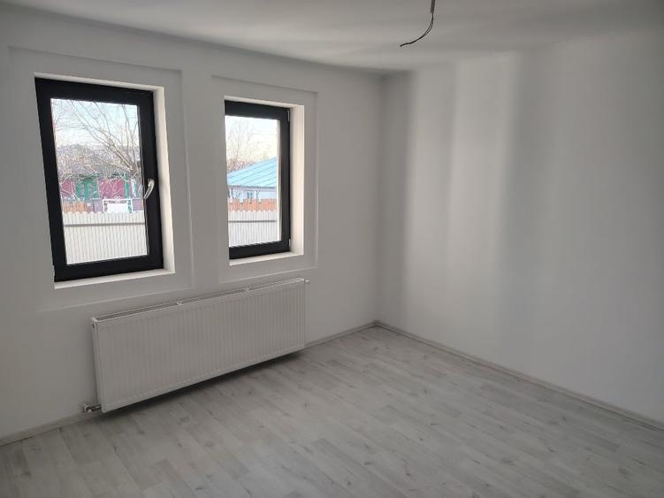 Casă de vânzare în comuna Braniștea,jud Galați - 8