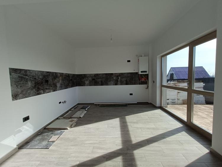 Case Spațioase, P+1E+Pod, 4 camere - Platoul Beldiman, Iași - 17