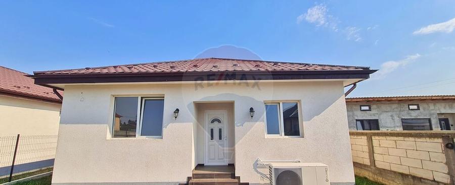 Casa noua in Ciorogarla - 3 dormitoare, living spa?ios - 29