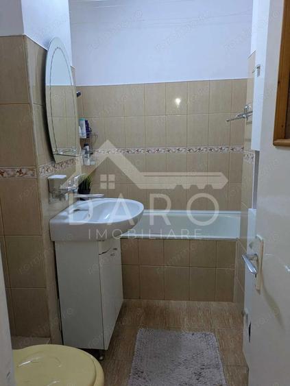 Vand apartament 3 camere ideal pentru locuin?a sau cabinet medical - 8