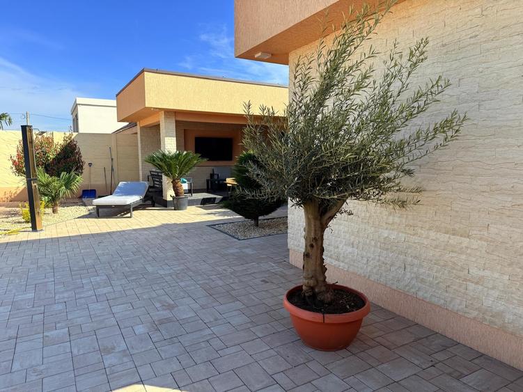 Complex de case individuale cu 3 camere, pe parter. Comision 0 - 6