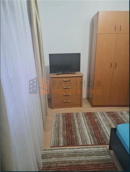 Apartament 2 camere cf 1 semidecomandat zona Brosteni - 4
