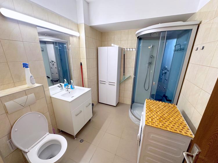 Apartament cu 2 camere semidecomandat în Central