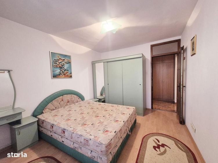 Apartament cu 3 camere, etaj 1, zona centrala - 12
