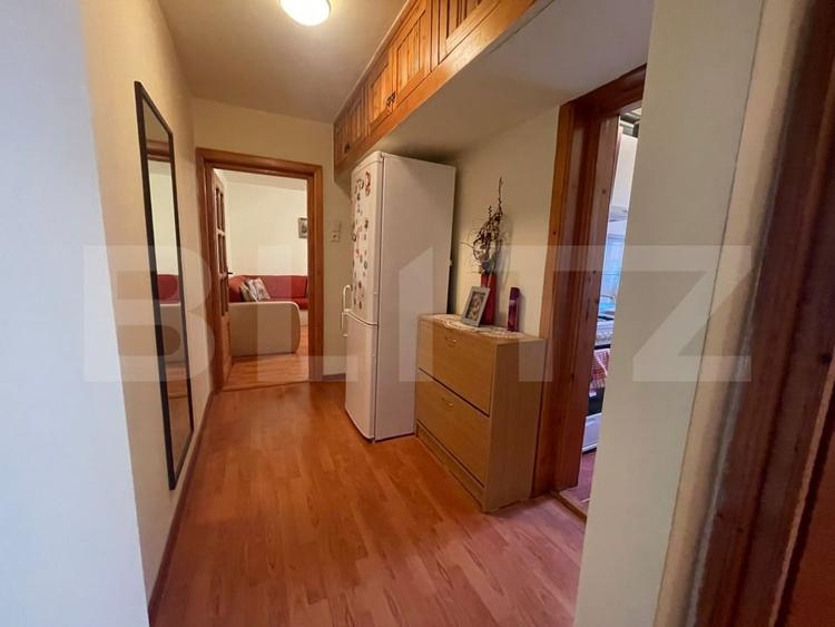 Apartament cu 3 camere, semidecomandat, spatios si luminos – zona avantajoasa - 10