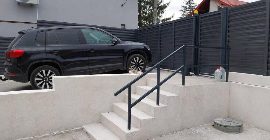 Vand teren cu casa - 1