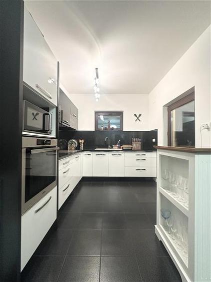 Casa P+1+M in Valu lui Traian - Spatiu si Confort Pentru Familia Ta - 28