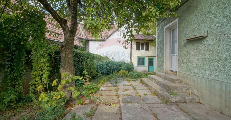 Casa saseasca de renovat, cu teren, ?cheii Bra?ovului - 31