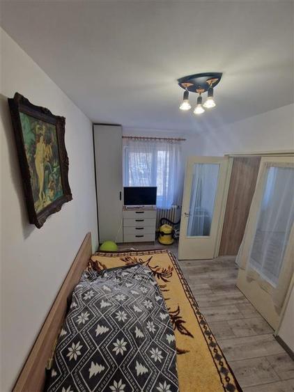 Ocazie! Apartament 2 camere etaj 2 zona Sagului - 14