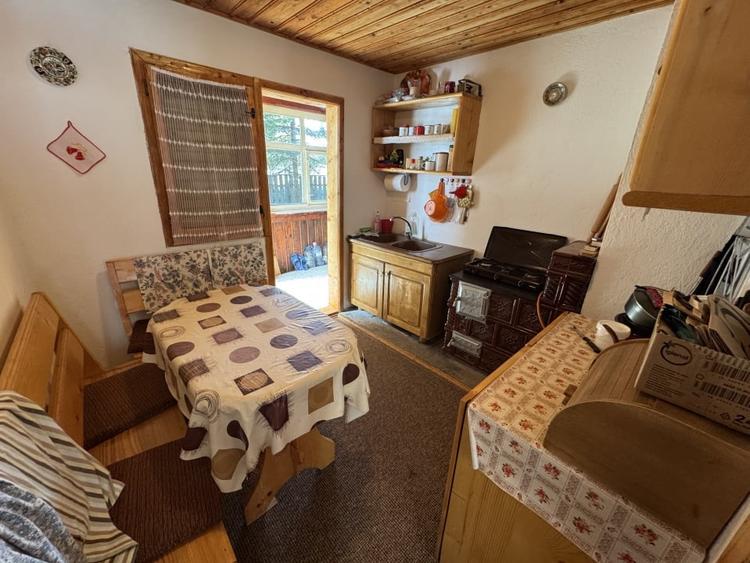 Casă de vacanță de vânzare în Colibița – priveliște superbă spre lac! - 7