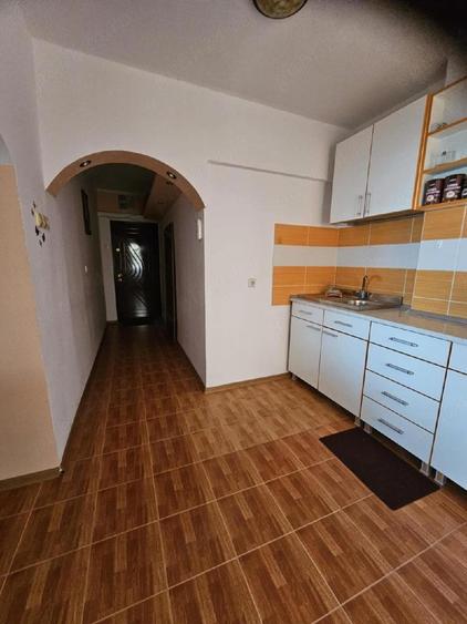 Dacia, apartament 2 camere, decomandat - 4