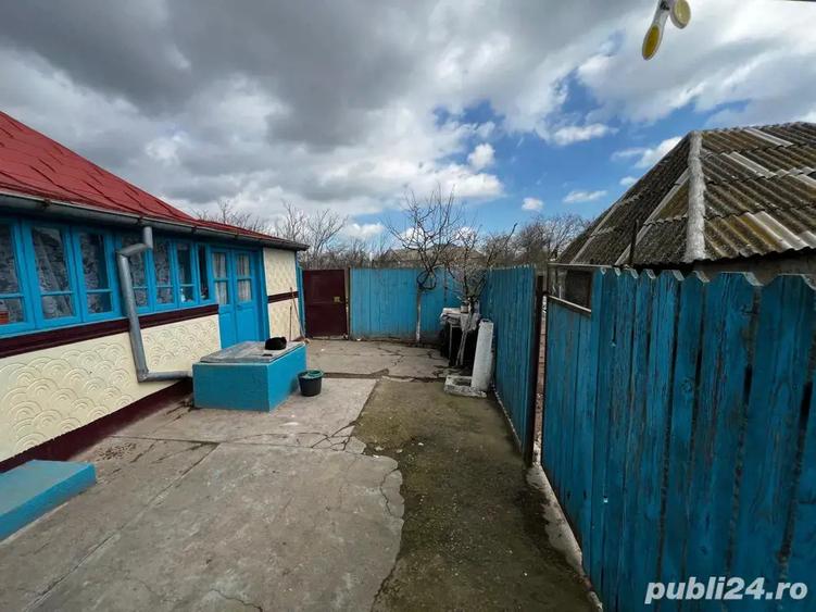 Casa etaj + gradina - zona turistica Jurilovca - 8