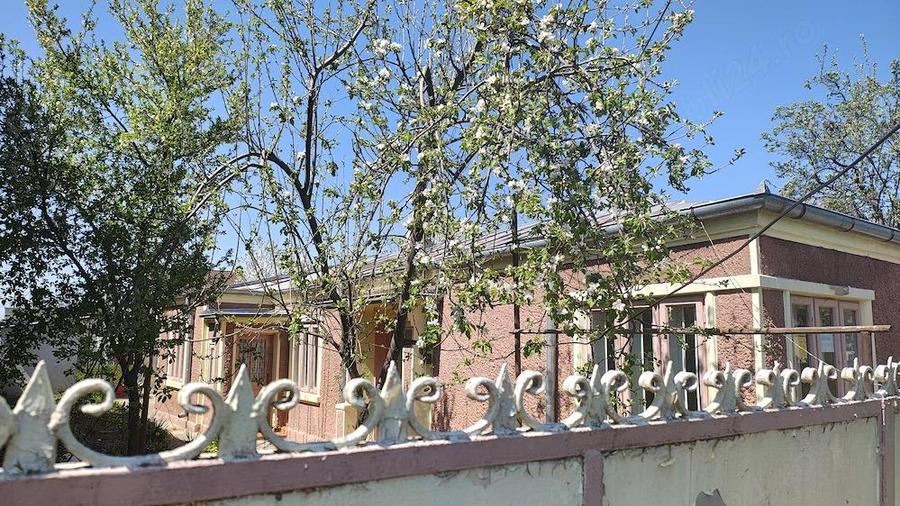 Casa de vanzare str.Bobalna - 6