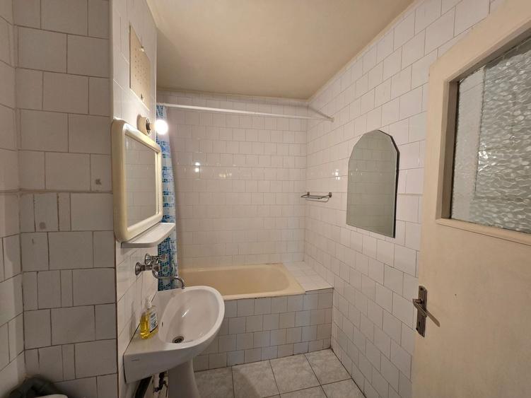 Apartament 2 camere,Etaj 6, Zona Circumvalatiunii - 7