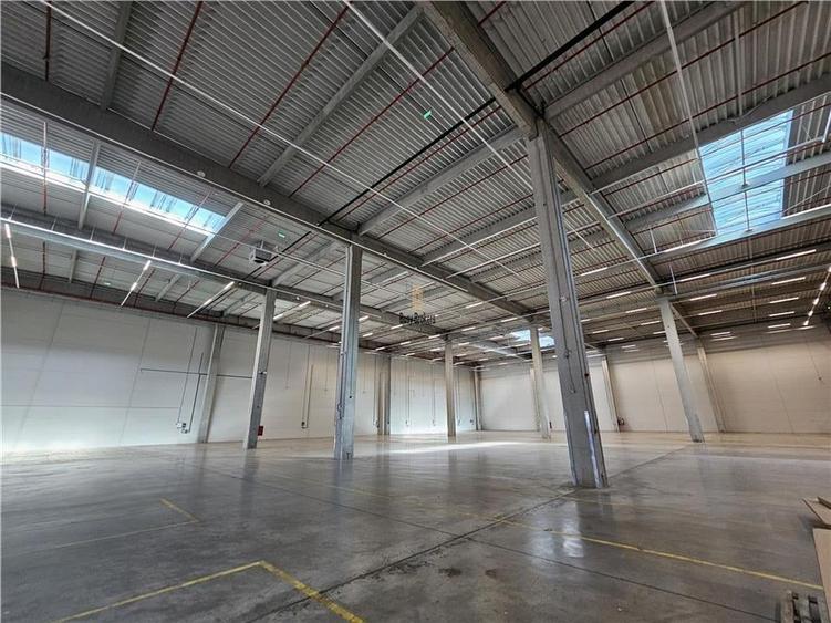 Spatiu Industrial - 1700 mp - Logistica - Productie - Depozitare - Distributie - 23