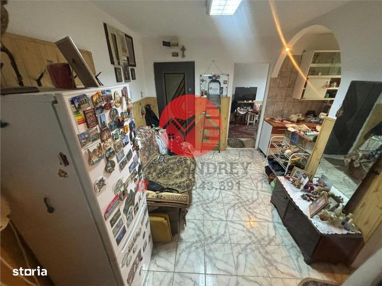 Apartament 2 camere decomandat 61 mp parter zona Sabinelor gaze pe sca - 6