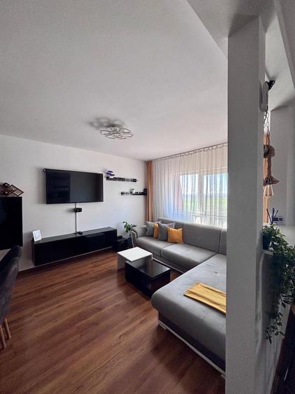Apartament cu 3 camere decomandat Poarta 6 - mobilat si utilat modern - 3