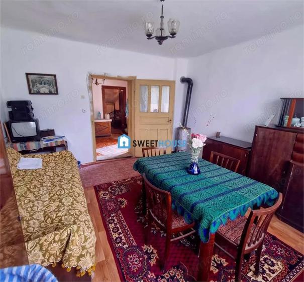 Casa de vanzare cu 3 camere in Jibert judetul Brasov - 8