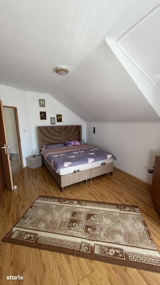 Casă cu 4 camere cu Teren 106 Mp în Central