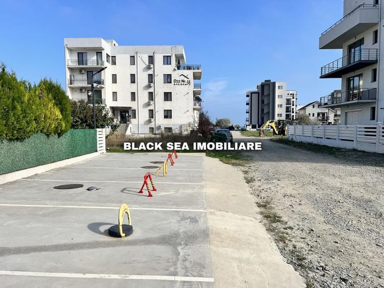 Garsoniera ultramoderna cu terasa si loc de parcare  - Termen Lung - 12