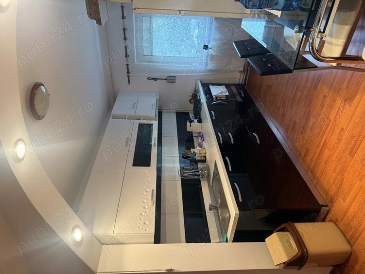 Apartament 2 Camere, etajul 2, zona Miorita piata - 7