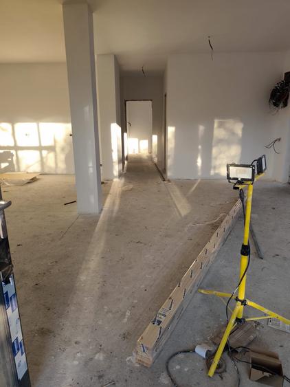 FARA COMISIOANE in Gulia vatra Satului la drum asfaltat casa 4 camere 2 bai P+M - 17