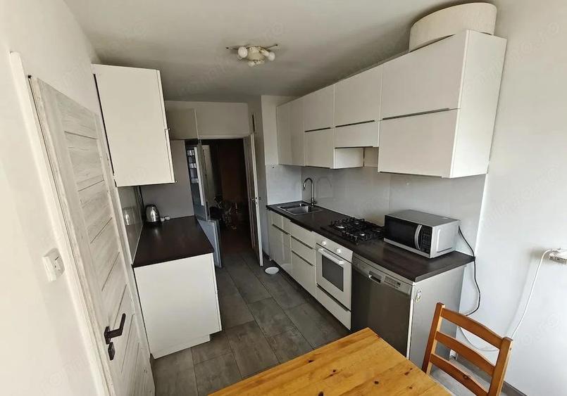 De inchiriat apartament cu o camera in zona Circumvalatiunii - 1