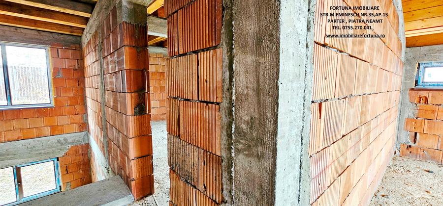 Casa la rosu D+P+E si teren 873 mp, sat Bistrita - 10