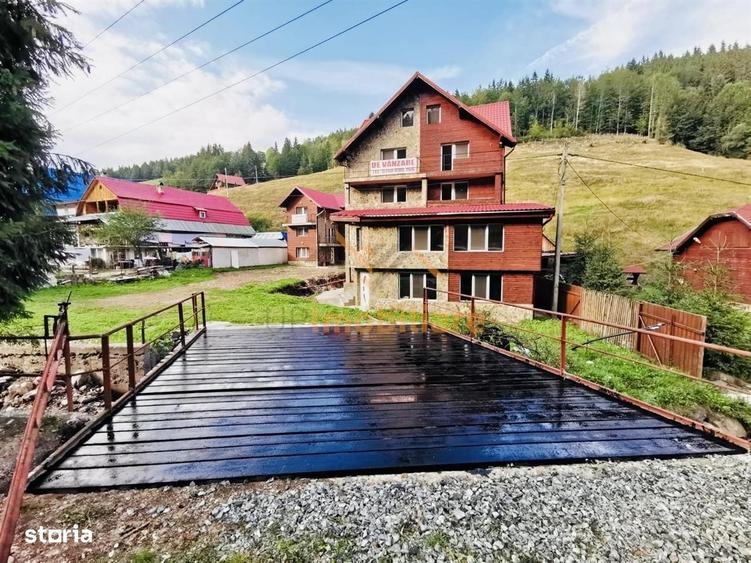 Spațiu comercial, de 955 mp, în Izlaz