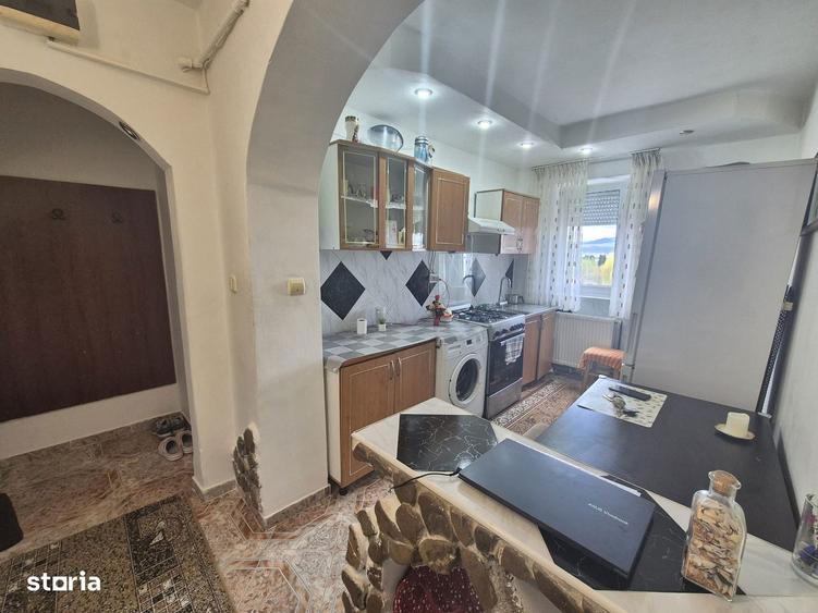 Vanzare apartament 2 camere etajul 3 din 4 Cartierul ISR Rasnov - 15