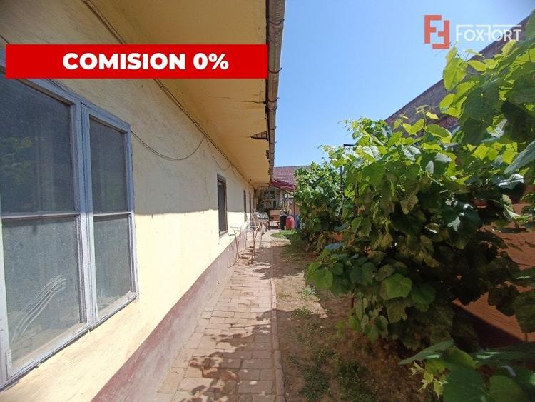 Casă individuală cu 6 camere cu Canalizare în Șagului