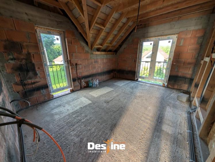 Dobrovăț - Casă la Roșu P+1+Pod 129 mp Utili 1000 mp Teren - 7