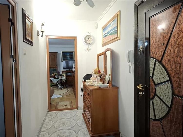 Apartamnet 2 camere, transformat in 3 camere, parter, Longinescu - 13