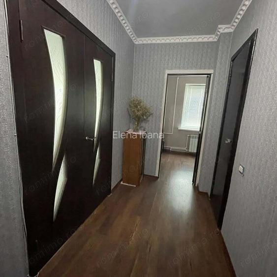 Oferim spre inchiriere garsoniera in 13 septembrie.