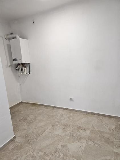 Spațiu comercial, de 50 mp, în Central