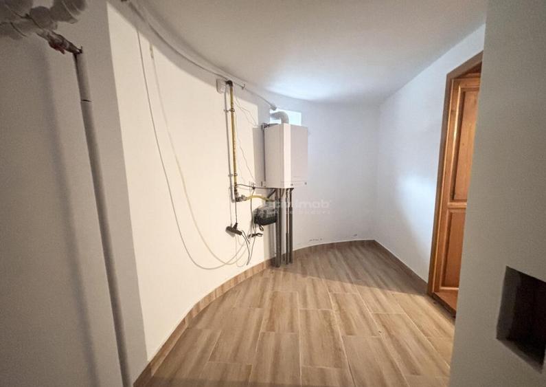 Casa spatioasa si bine compartimentata in Cantemir loc... - 1