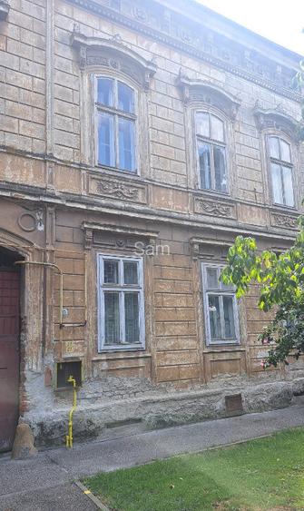 Cladire S+P+2, 1150mp teren, 880mp locuibili, Arad central