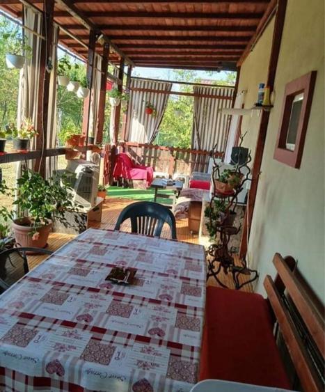 Inchiriez Cabanute Rustice Locatie Linistita - 7