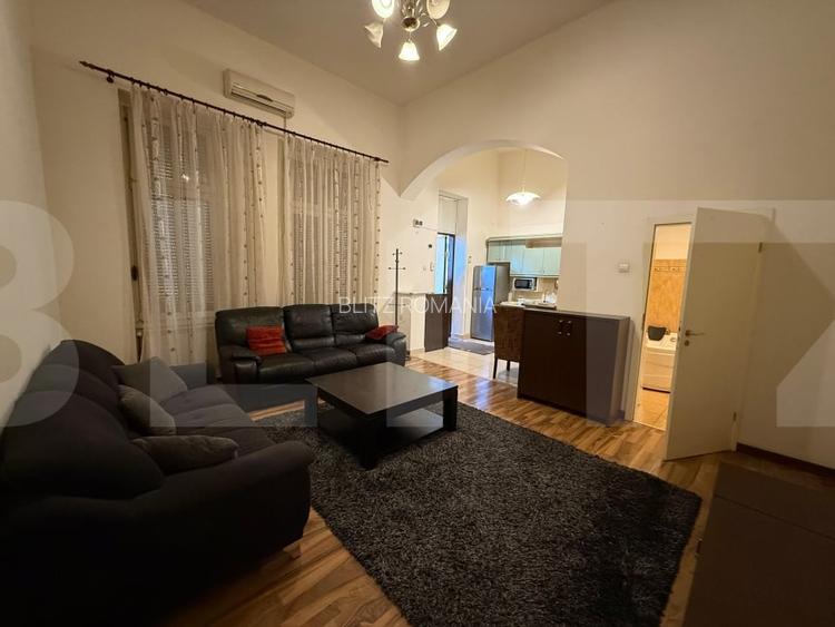 Apartament spatios, 2 camere, 80 mp, vis-a-vis de Primaria Arad + optiune garaj Apartament spatios, 2 camere, 80 mp, vis-a-vis de Primaria Arad + optiune garaj