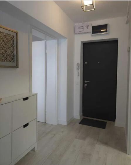 Nerva Traian metrou Timpuri Noi DECOMANDATA,PAT MATRIMONIAL,Renovata,CENTRALA - 2